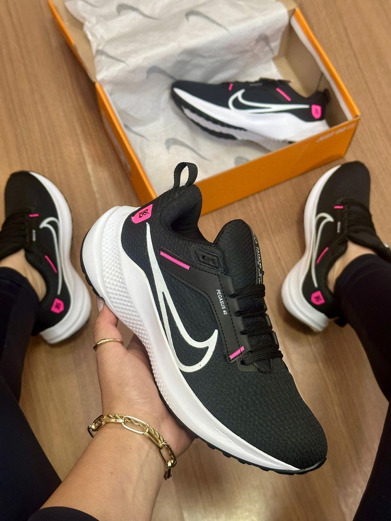 Pegasus 40 Preto/Rosa Fem
