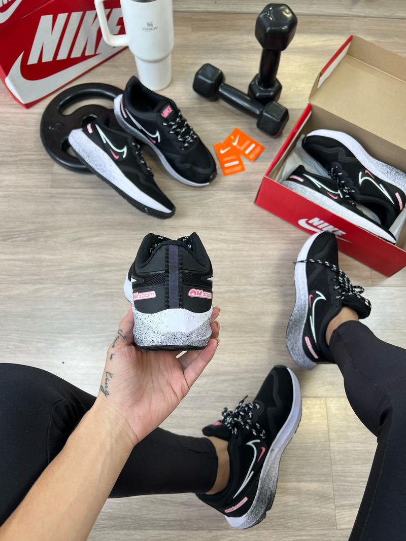 Nike Air Zoom 40 Fem