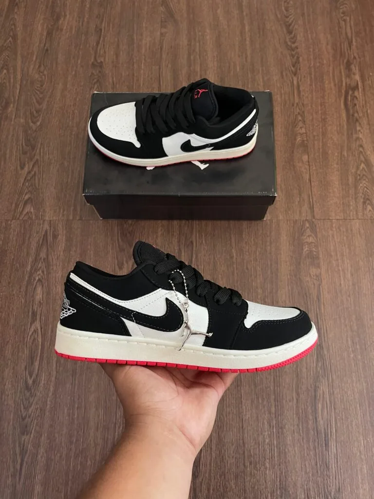 Jordan 1 Low